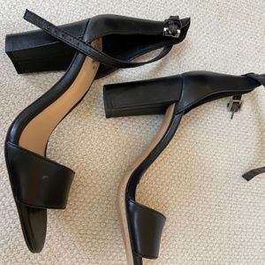 Vince Camuto Black Leather Block Heel Sandel with Strap